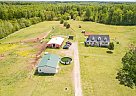 Horse Farm With 37+ Acres Horse Farm With 37+ Acres
