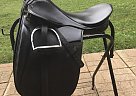 18” Dressage Saddle 2010 Collegiate Horse Saddle in Pillsbury, North Dakota
