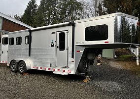 2016 3 Horse Living Quarters 2016 Sundowner Horse Trailer in Snohomish, Washington