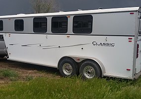 2003 Mid Tack Classic Monarch 2003 Other Horse Trailer in Ogden, Utah