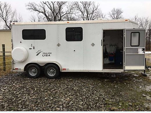 2015 Trailers Usa Custom 2 Horse Warm Blood Size!