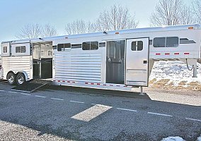 2005 Other Horse Trailer in Chester, New Jersey