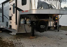 2020 Horse Trailer 2020 Bison Horse Trailer in Bolivar, Missouri