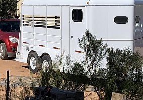 3/Slant OK WW Bumper Pull 1999 WW Horse Trailer in Sierra Vista, Arizona