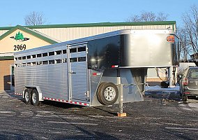 2019 Sundowner Rancher 20' 2019 Sundowner Horse Trailer in Gordonville, Pennsylvania