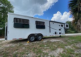 2019 Lakota Horse Trailer in Ocala, Florida