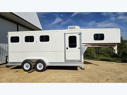 1997 Featherlite 3 Horse Slant