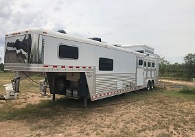 2008 Elite Horse Trailer in Ballinger, Texas