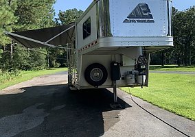 2015 Elite 2015 Elite Horse Trailer in Magnolia, Texas