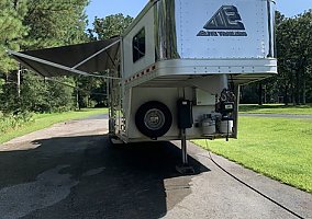 2015 Elite Horse Trailer in Magnolia, Texas