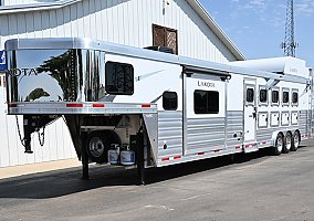Lakota 13' LQ PC Load Slide Out 2022 Lakota Horse Trailer in Amarillo, Texas