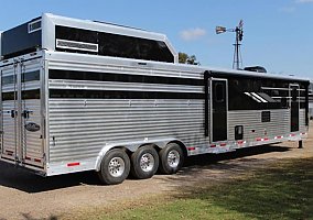 2021 Other Horse Trailer in Mount Pleasant, Texas