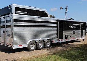 SMC Stock Living Quarter 2021 Other Horse Trailer in Mount Pleasant, Texas