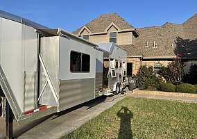 2015 Featherlite Horse Trailer in Midland, Texas