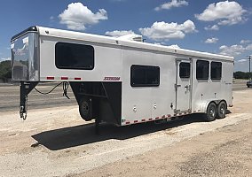 2015 Other Horse Trailer in Mcgregor, Texas