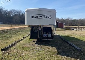 2016 Bison Horse Trailer in Malvern, Arkansas