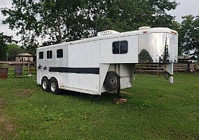 1996 Sooner 3h Gooseneck 1996 Sooner Horse Trailer in Seguin, Texas