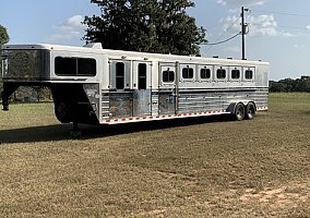 2003 Sundowner 6 Horse 2003 Other Horse Trailer in New Ulm, Texas