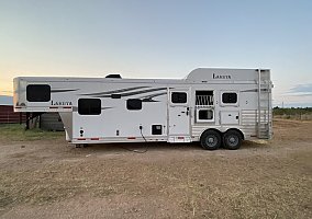 2020 Lakota Charger C8311 2020 Lakota Horse Trailer in Douro, Texas