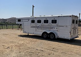 1997 Elite 4 Horse 1997 Elite Horse Trailer in San Luis Obispo, California