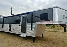2016 Bison Premier 4 Horse LQ 2016 Bison Horse Trailer in Medicine Hat, California