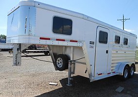 2022 Featherlite Horse Trailer in Fort Collins, Colorado