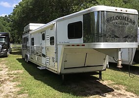 2005 Other Horse Trailer in Lithia, Florida