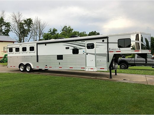 2018 Lakota C8X15SR