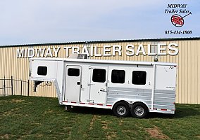 2007 Kiefer Horse Trailer in Ottawa, Illinois