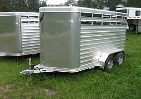 2013 Featherlite Horse Trailer in Fairmont, West Virginia