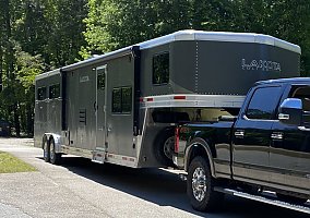 2021 Lakota Horse Trailer in Pine Mountain, Georgia