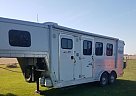 2006 Kiefer Genesis X3 2006 Kiefer Horse Trailer in Wapello, Iowa