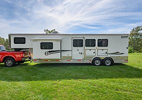 2016 Shadow Horse Trailer in Trafalgar, Indiana