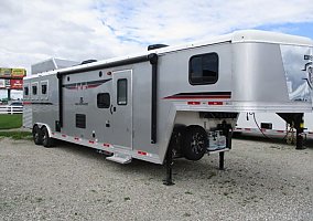 2022 Bison Horse Trailer in Seymour, Indiana