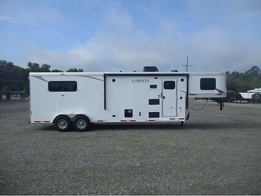 2022 Lakota Trailers Colt ACX9