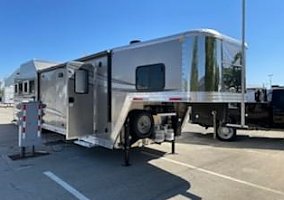 2022 Merhow Horse Trailer in Calvert City, Kentucky