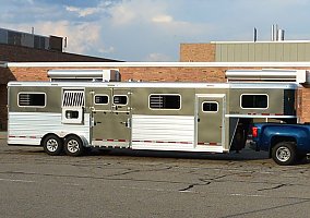 2019 Logan Coach Warmblood 4H 2019 Logan Horse Trailer in Walled Lake, Michigan