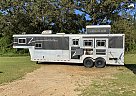 2005 Elite 3 Horse 2005 Elite Horse Trailer in Lucedale, Mississippi