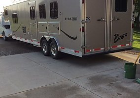 2013 Bison Horse Trailer in Crookston, Minnesota