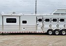 2022 Twister 4H 15.5' LQ 2022 Twister Horse Trailer in Pevely, Missouri