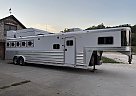 2011 Platinum 5H 12' Trail Boss 2011 Platinum Horse Trailer in Pacific, Missouri
