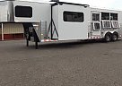 2016 Sundowner 3H 8013 LQ 2016 Sundowner Horse Trailer in Harmony, North Carolina