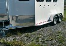 2022 Adam AFB370 2022 Adam Horse Trailer in East Liverpool, Ohio