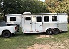 2006 Keifer Genesis X-3 2006 Kiefer Horse Trailer in Abbeville, South Carolina