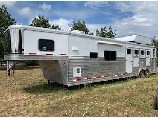 2009 Sooner 4 Horse LQ
