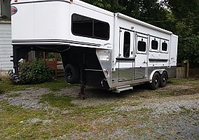 2004 Sundowner Sunlite 727 2004 Other Horse Trailer in Lincoln University, Pennsylvania
