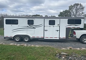 2008 Hawk Horse Trailer in Spring City, Pennsylvania