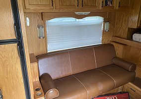 2005 Platinum Coach