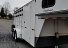 2002 Titan 3 Horse Slant 2002 Titan 3 Horse Slant