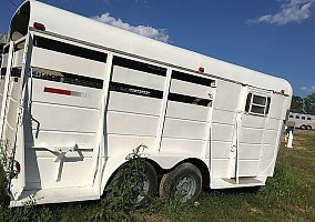 2h Straight Load With Dressing Room 0 Other Horse Trailer in Preston, Mississippi